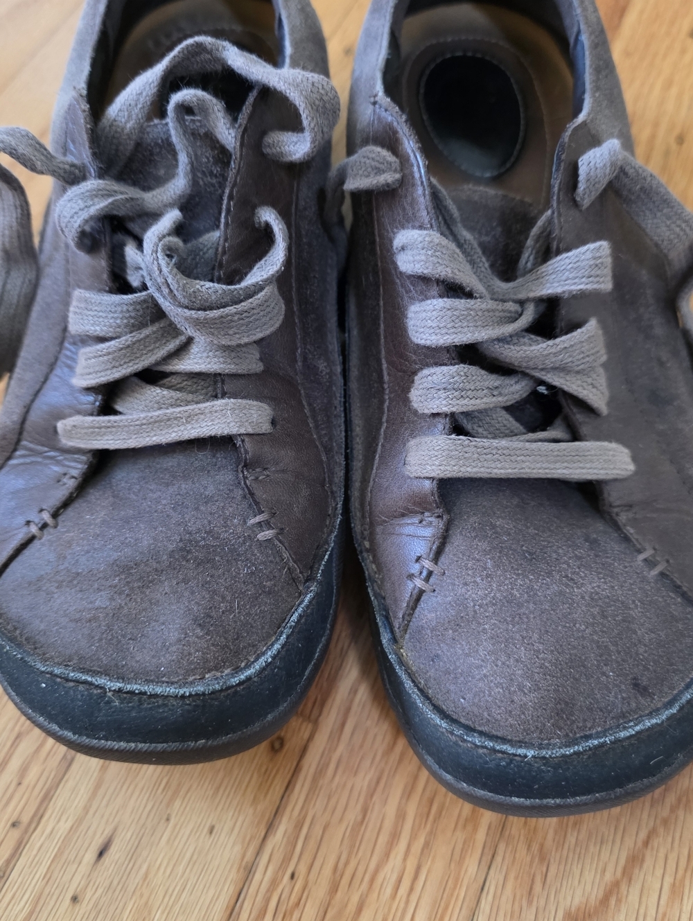 Clarks - Picture 7 of 12